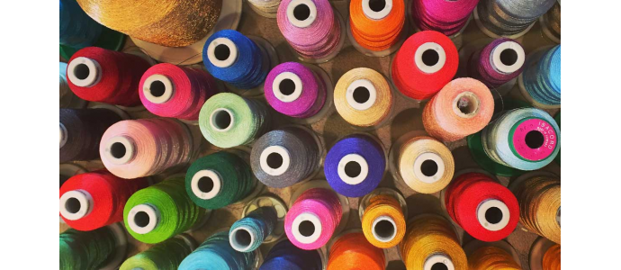 Broderie personnalisée et entreprise : idées et conseils